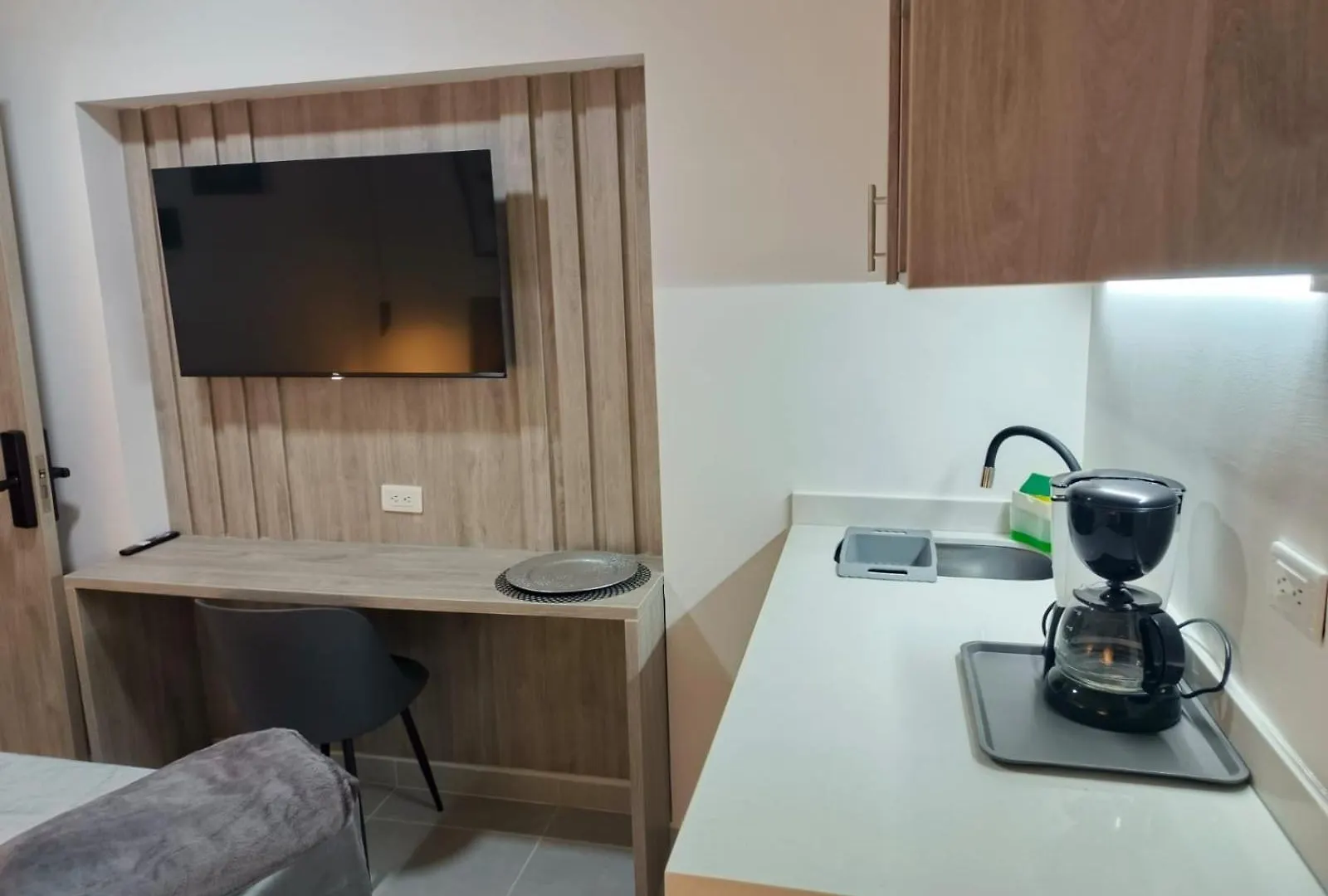 Kasa Cactus Laureles, Medellin Hotel