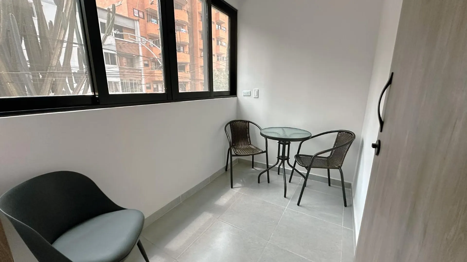 Kasa Cactus Laureles, Medellin 호텔 4*,  콜롬비아